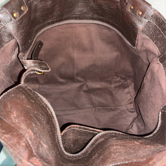 Authentic Chloe Elcipse Tote Bag with perfect carrrying straps drkbrown leather - Picture 8 of 16